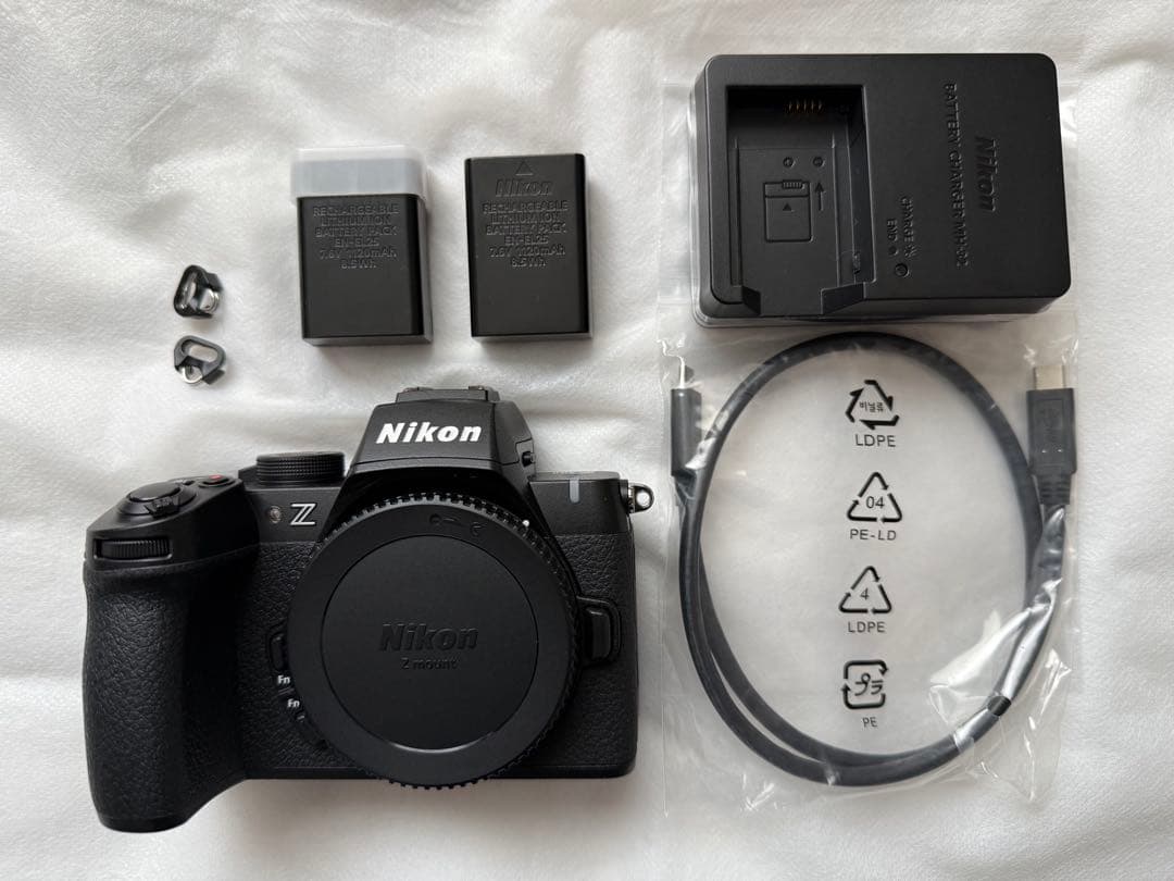 美品　Nikon ニコン Z50IIボディ　ショット数469 おまけ付き ニコン Z50II ボディ 価格比較 - 価格.com