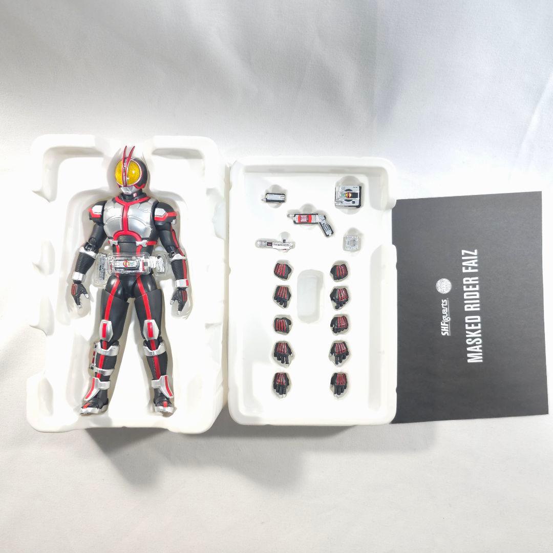 S.H.Figuarts 真骨彫製法 仮面ライダーファイズ 開封品