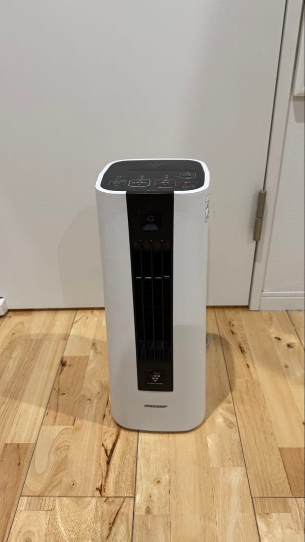 最新モデルセラミックファンヒーター HX-TS1-W SHARP シャープ SHARP（シャープ） HX-TS1-W セラミックファンヒーター プラズマ