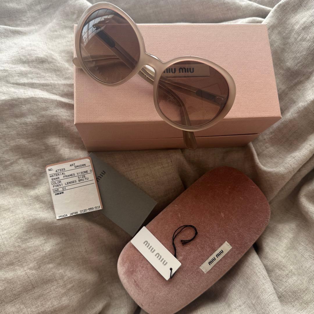 即日発送★miumiu★ミュウミュウ サングラス　ニュアンスカラー　箱　袋 送料関税込☆MIU MIU ミュウミュウ ランウェイ サングラス (MiuMiu