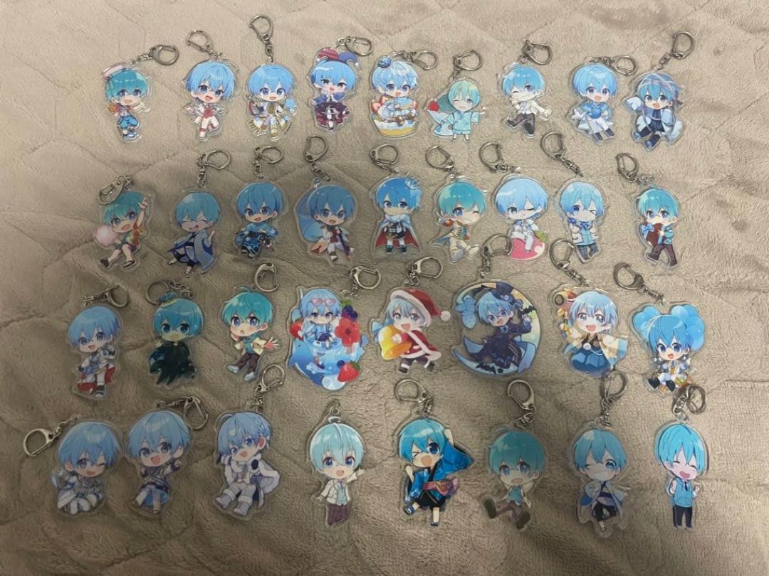 ころんくん アクキー まとめ売り バラ売り〇 - メルカリ