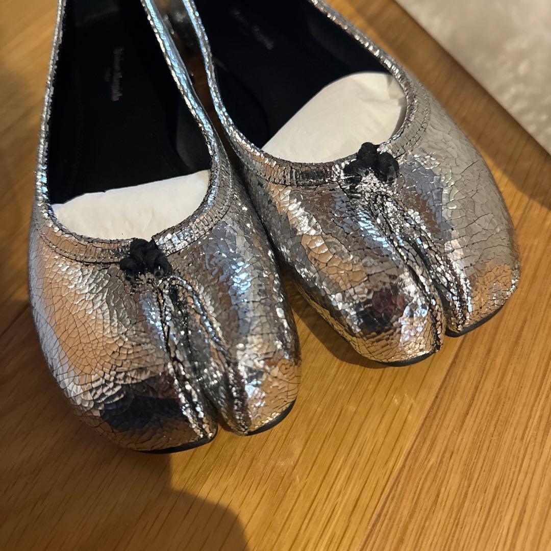 メゾンマルジェラ足袋バレエ シルバー ブロークンミラー 38 (24-24.5