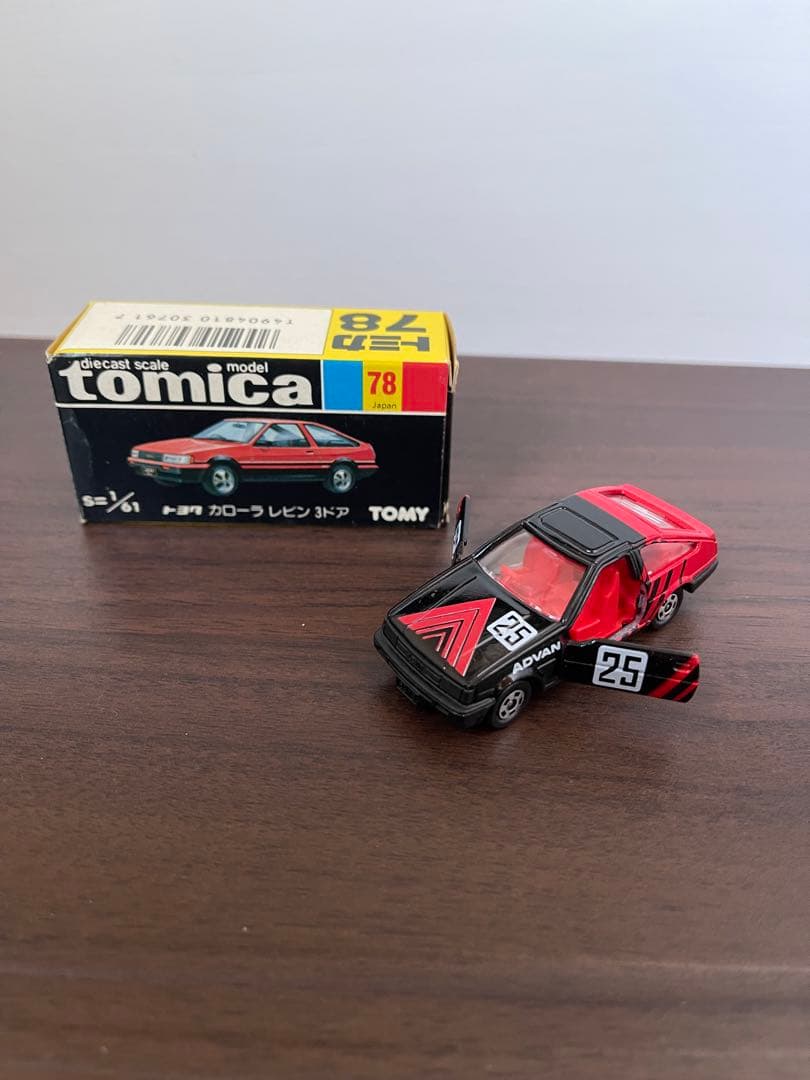 トミカ ミニカー 1/61スケール　赤黒トヨタＡＥ８６レビン タカラトミー（TAKARA TOMY） 【単品】トミカリミテッド トヨタ
