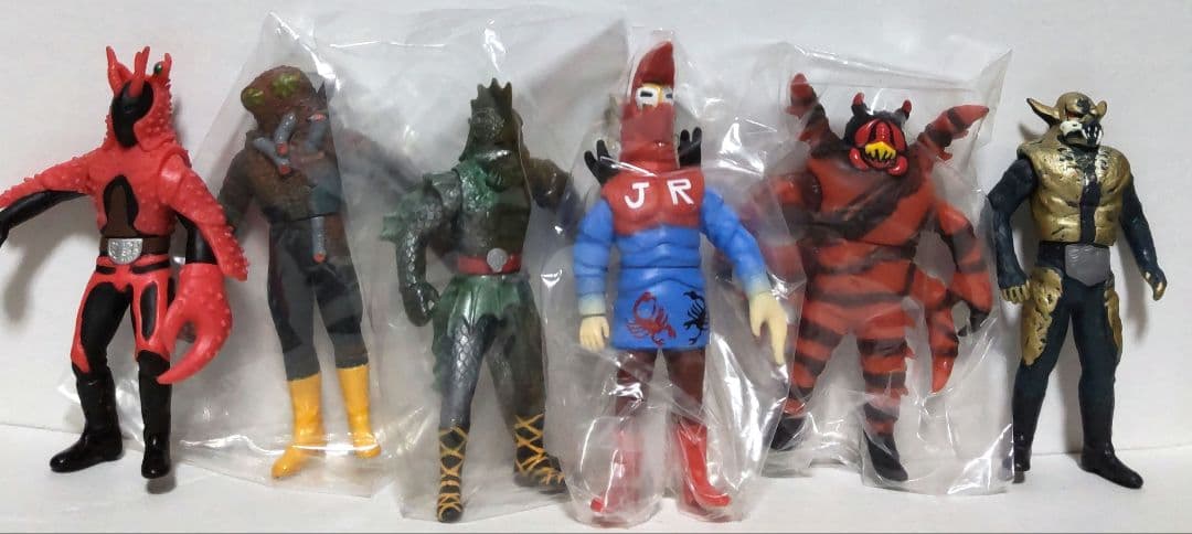 バンダイ 仮面ライダーソフビ道 9体セット！ - メルカリ