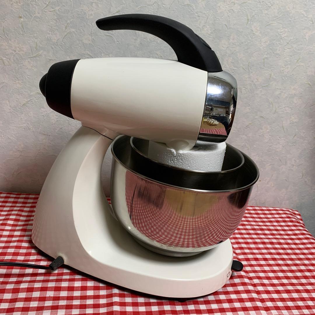 未使用⭐︎エレクトロラックス ミックスマスター スタンドミキサー 白