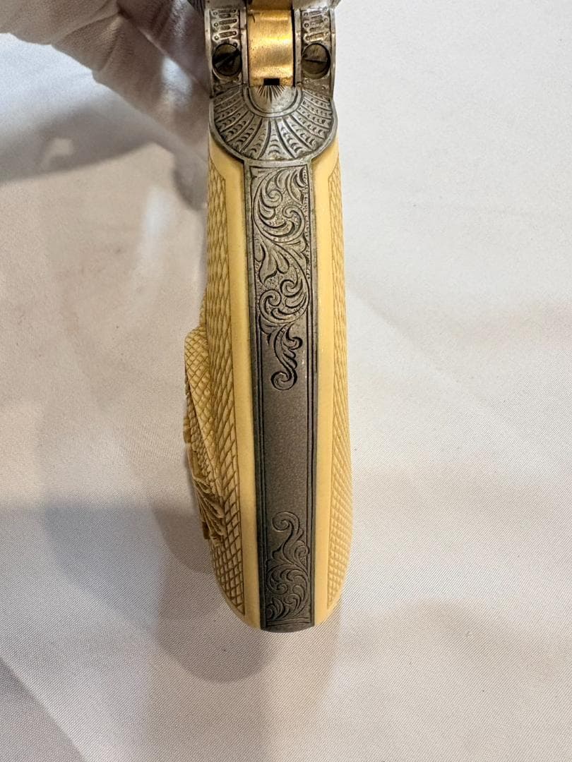 フランクリンミント GENERL CUSTER'S REVOLVER - メルカリ