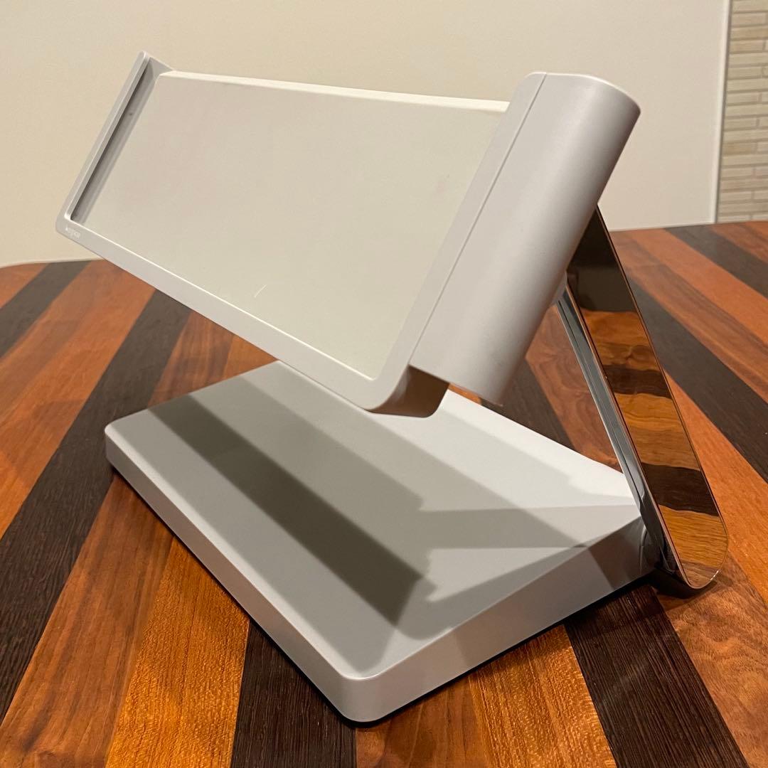 Surface Pro用ドッキングステーションKensington SD7000 - メルカリ