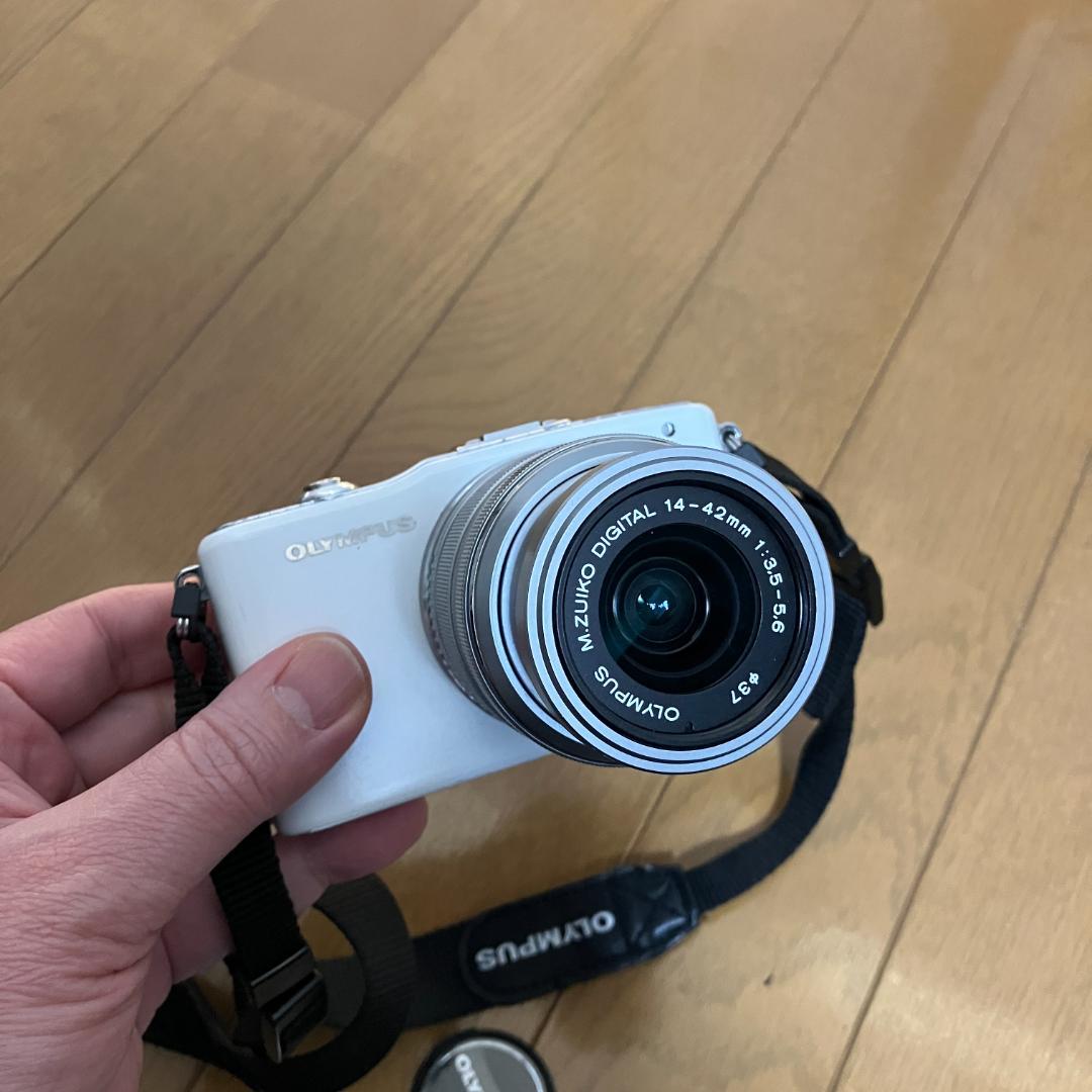 中古】OLYMPUS PEN mini E-PM1 ホワイト - メルカリ