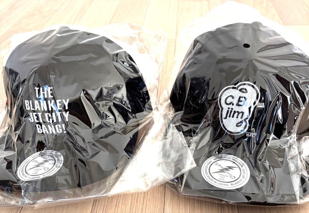 ブランキージェットシティー　キャップ　BJC BLANKEY JET CITY / BJC ベースボールキャップ（BANG!） – UNIVERSAL