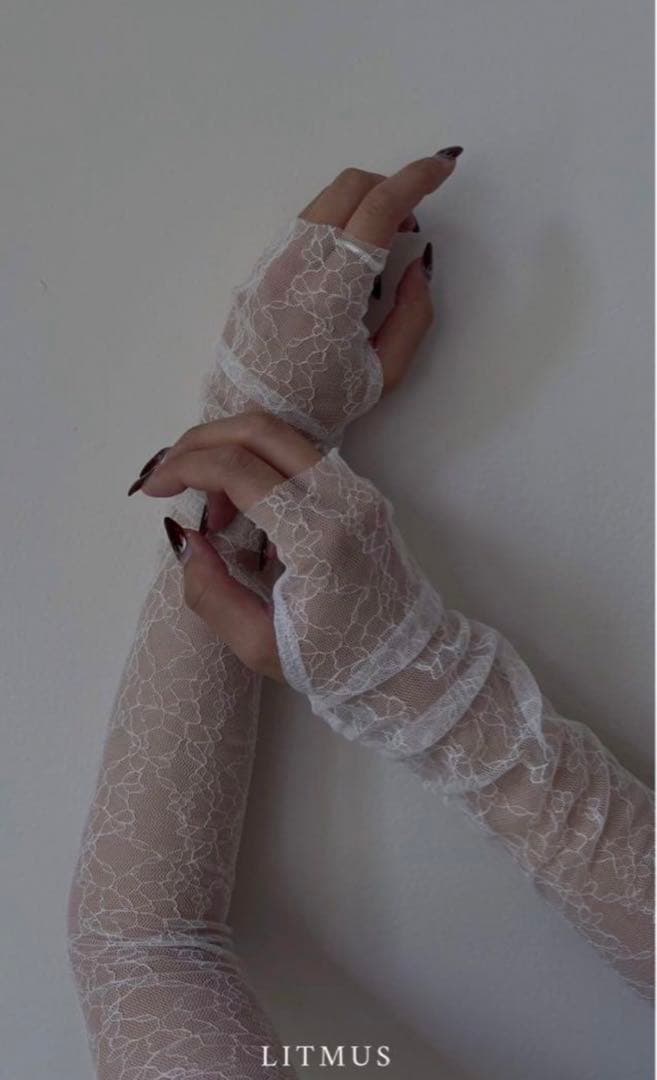 LITMUS HerPraha Sheer Lace Puffy White - メルカリ