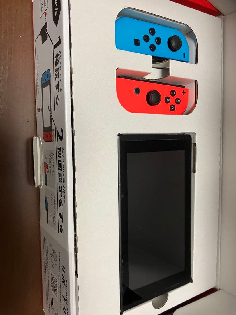 Nintendo Switch本体 ジョイコン付ドックなし 箱あり 動作確認済み Nintendo Switch 本体【Joy-Con(L) ネオンブルー/(R) ネオンレッド