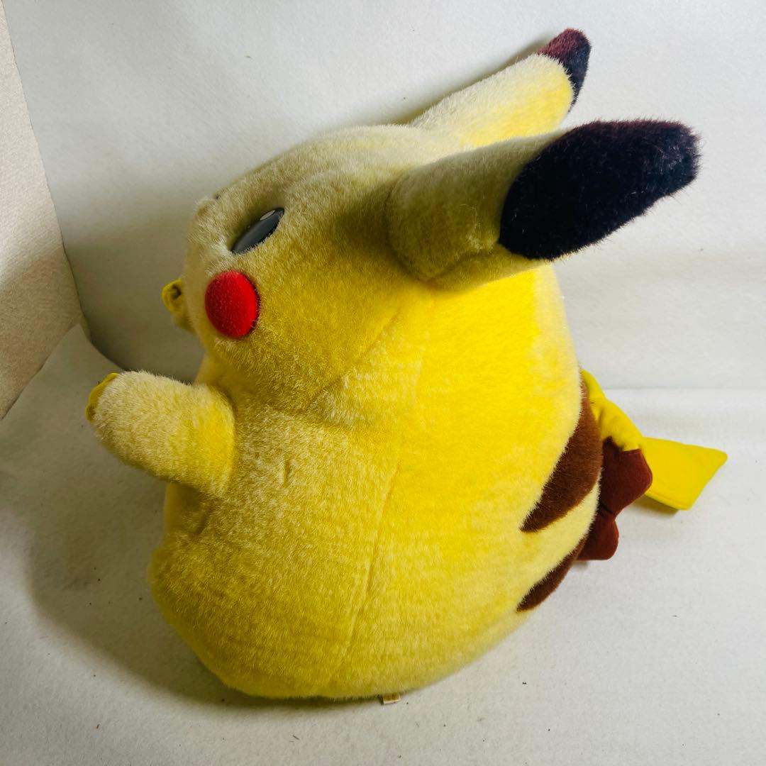 TOMY 初期 ピカチュウ ぬいぐるみ 等身大 ポケモン 初代 1/1 - メルカリ