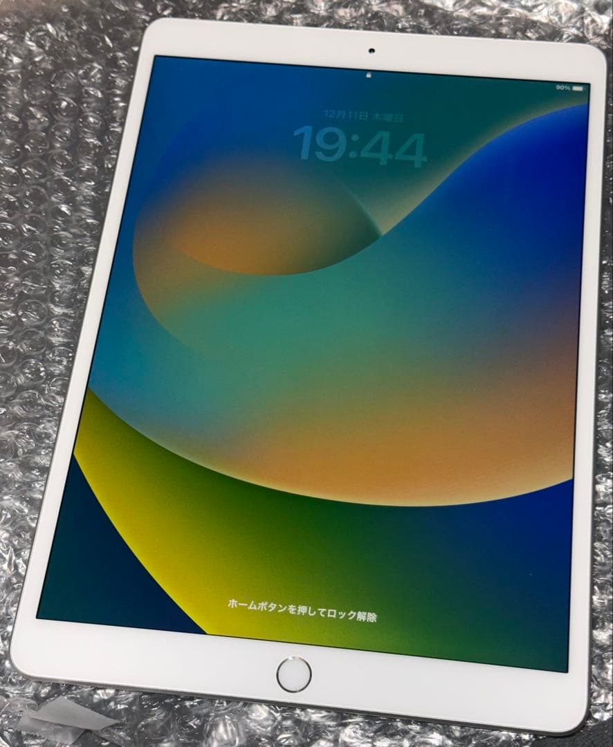 Apple iPad Air シルバー 本体 Restored Apple iPad Air 16GB Silver Wi-Fi MD788C/A (Refurbished