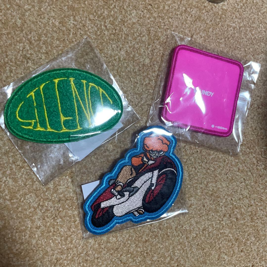 Vaundy カプセルトイ パッチ5点 - メルカリ