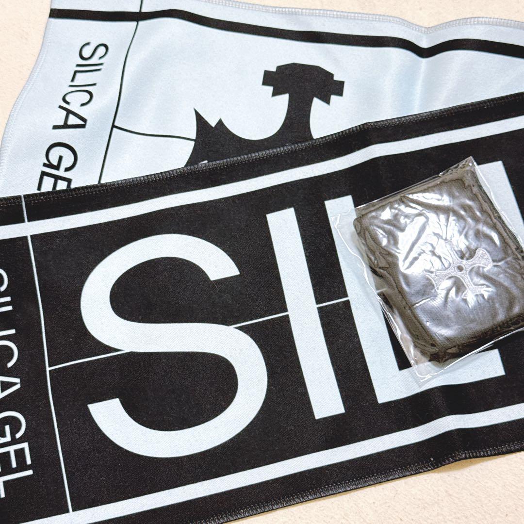 실리카겔 SILICAGEL スローガン 실리카겔 SILICAGEL スローガン