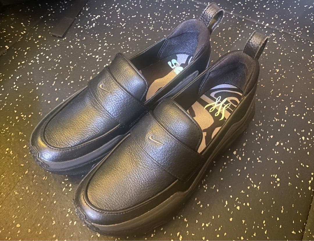 大人気完売品】NIKEナイキ エアマックス フェノメナ ローファー24cm