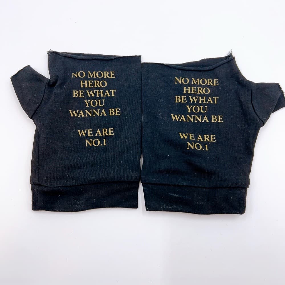 UVERworld グローブ 日産スタジアム 男祭り アリーナ限定 - メルカリ