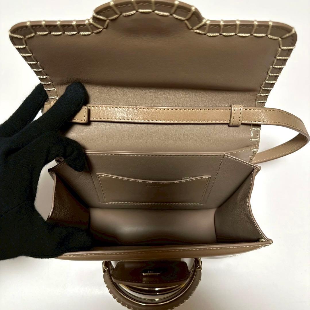 p09【極美品】クロエ カティ KATTIE レザー ステッチショルダーバッグ