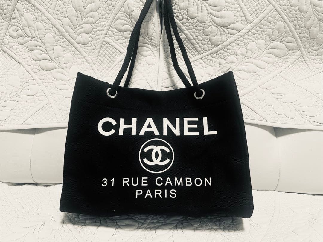 CHANELノベルティ☆肩掛けトートバッグ新品未使用品キャンバス黒ブラック 楽天市場】【バッグ】CHANEL シャネル ロゴ ノベルティ トートバッグ
