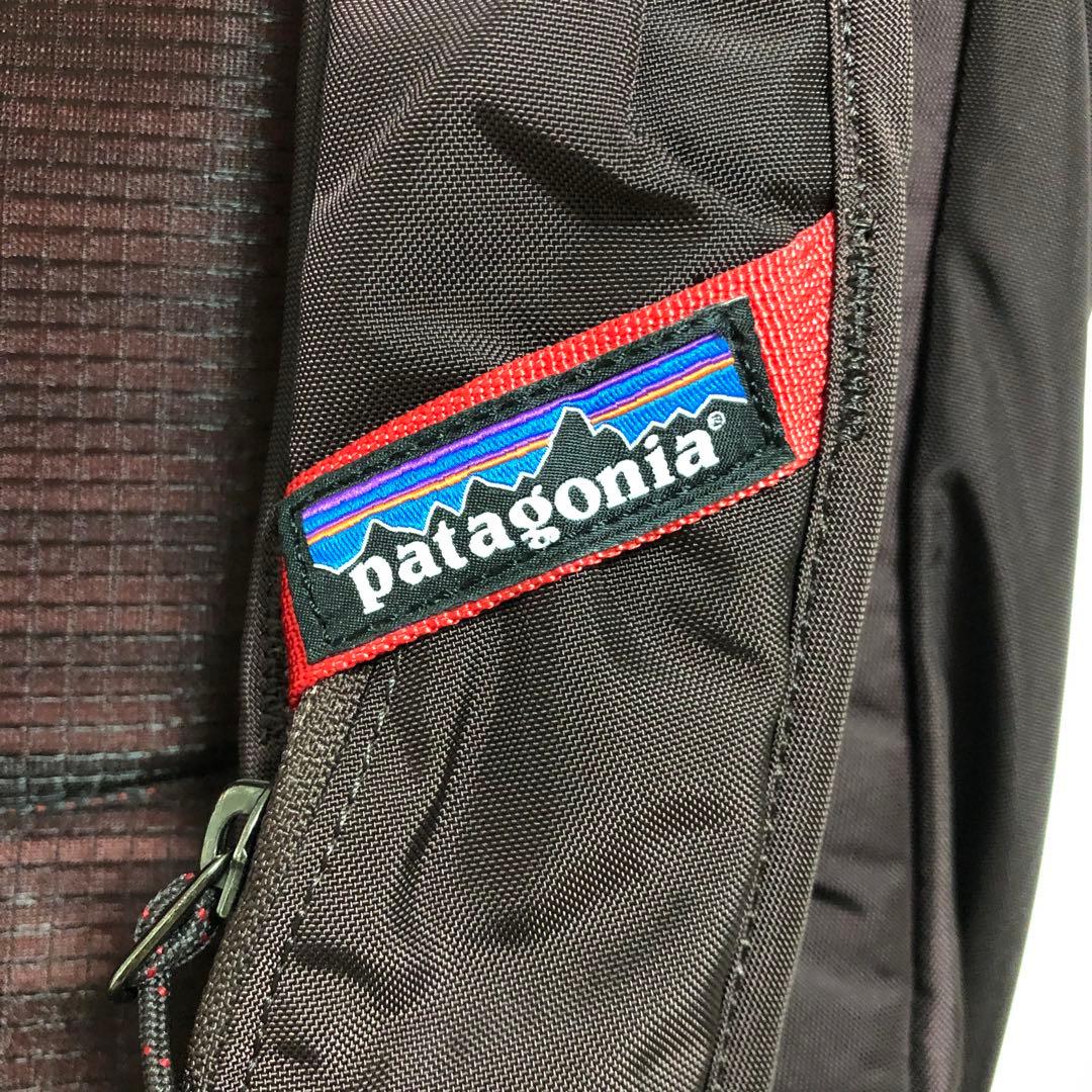 美品 廃盤レア パタゴニア スノードリフター 20L スノーボード着用可