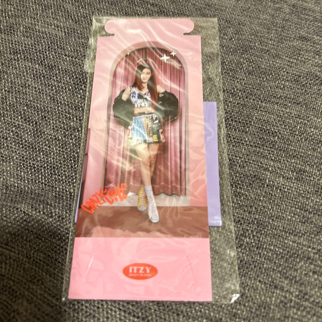 ITZY CRAZY IN LOVE リュジン ユナ イェジ リア チェリョン - メルカリ