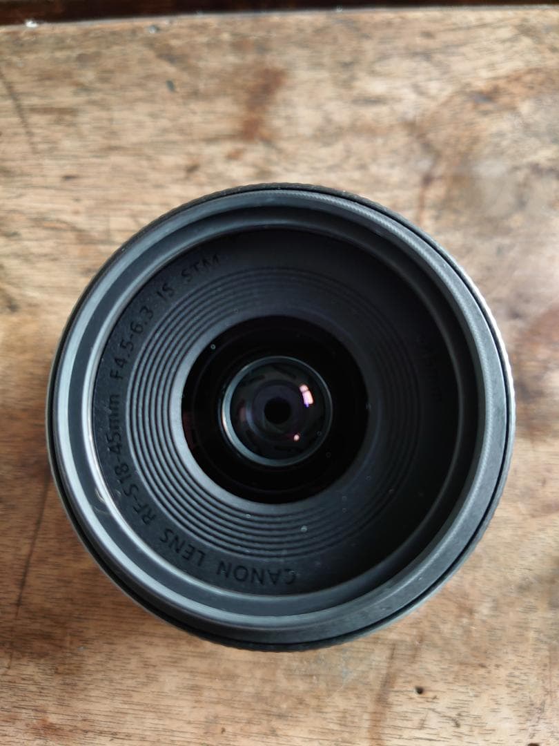 Canon超美品　RF-S18-45mm F4.5-6.3 IS STM
