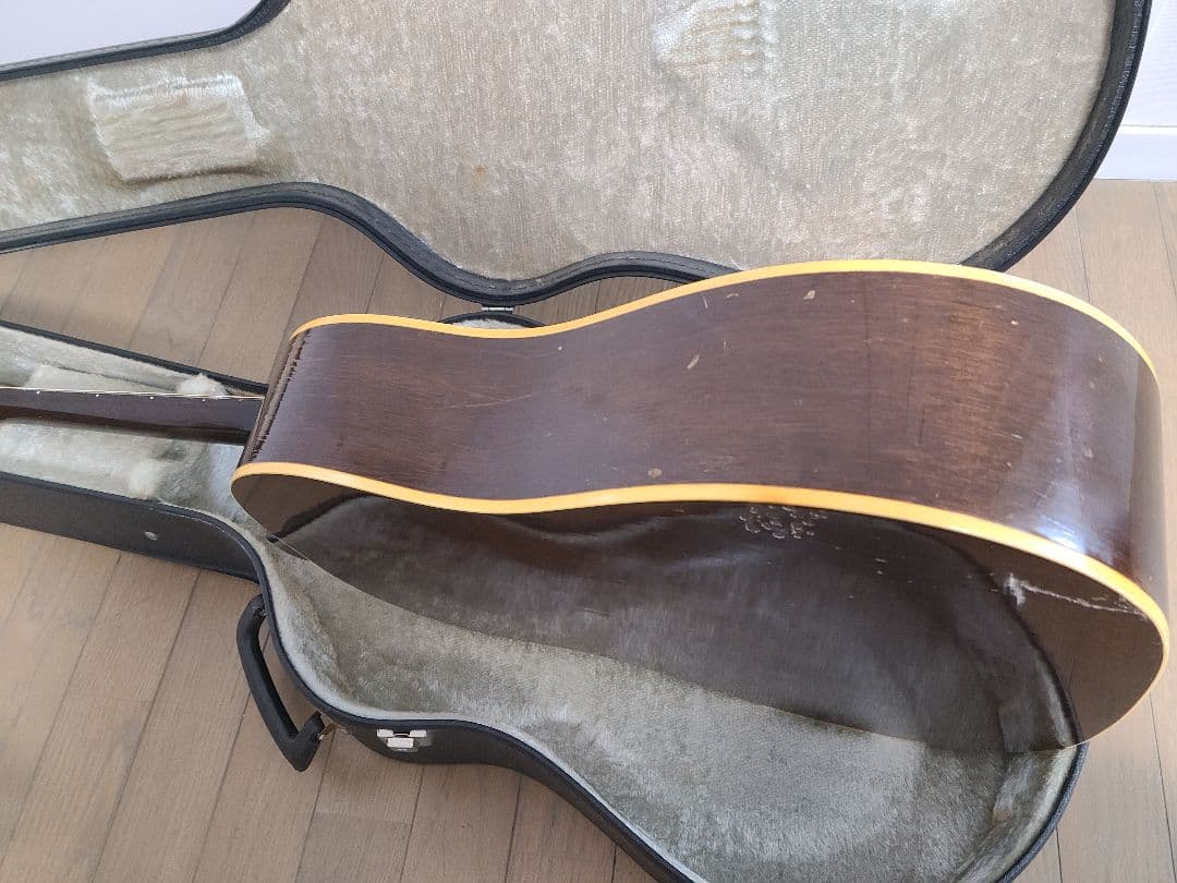 《値下げ中》Gibson J-45 ヴィンテージ　ナローネック