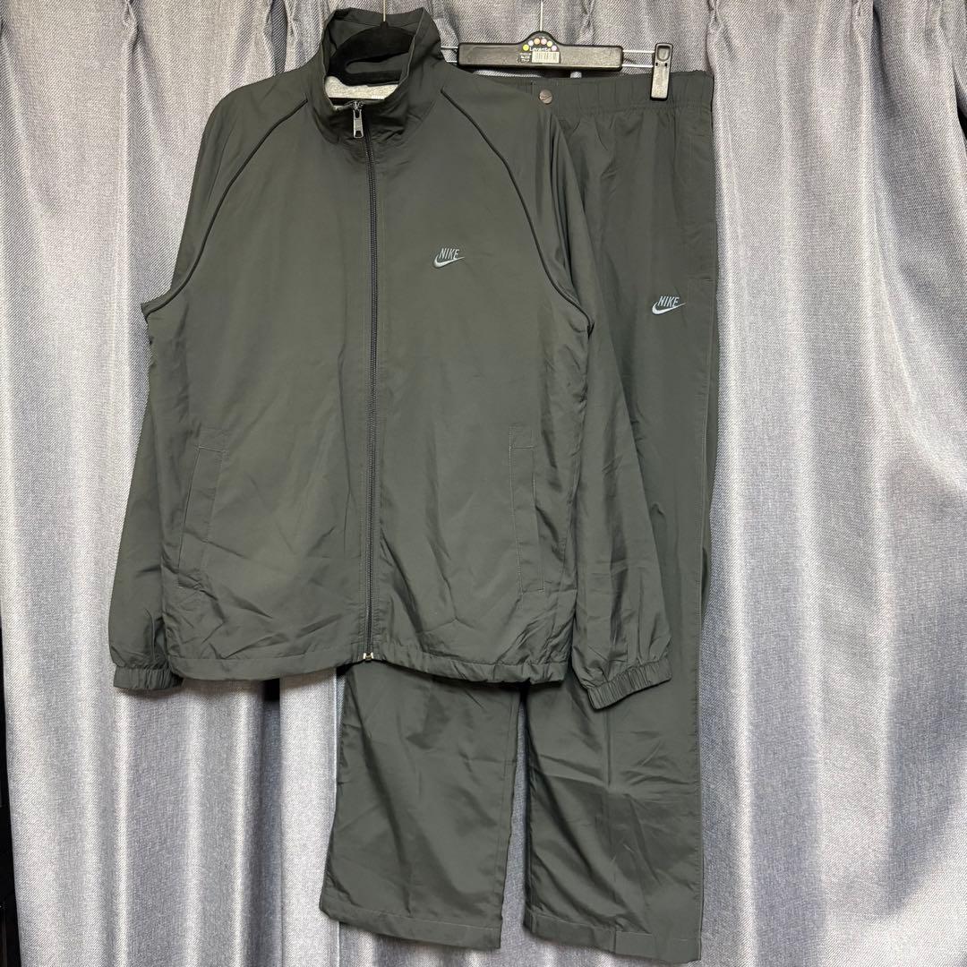 【美品】NIKE ナイキ ナイロンジャージ セットアップ ワンポイントロゴ 日本国内正規品 NIKE ナイキ セットアップ ナイロンジャケット パンツ