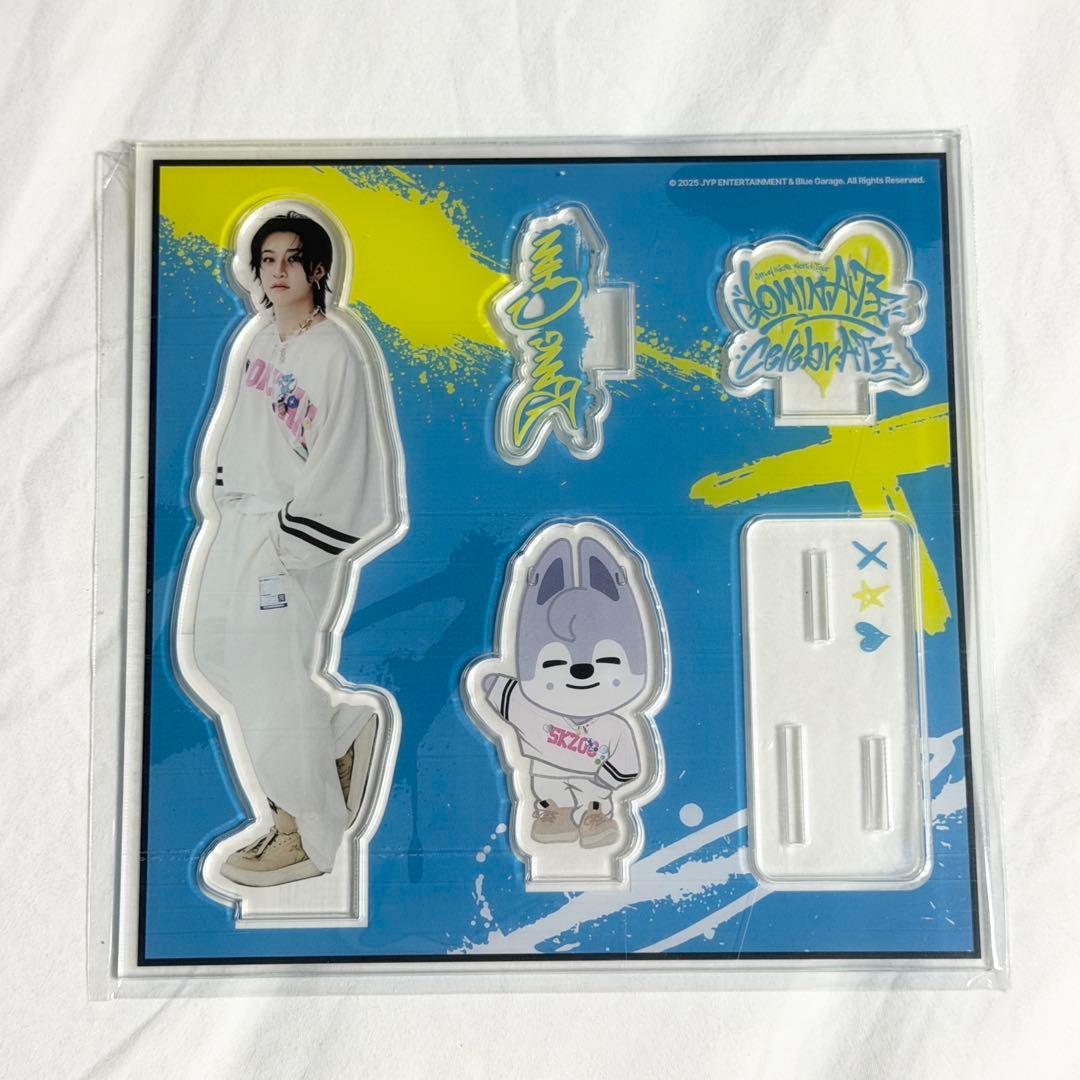 straykids celebrATE アクスタ バンチャン ウルフチャン - メルカリ