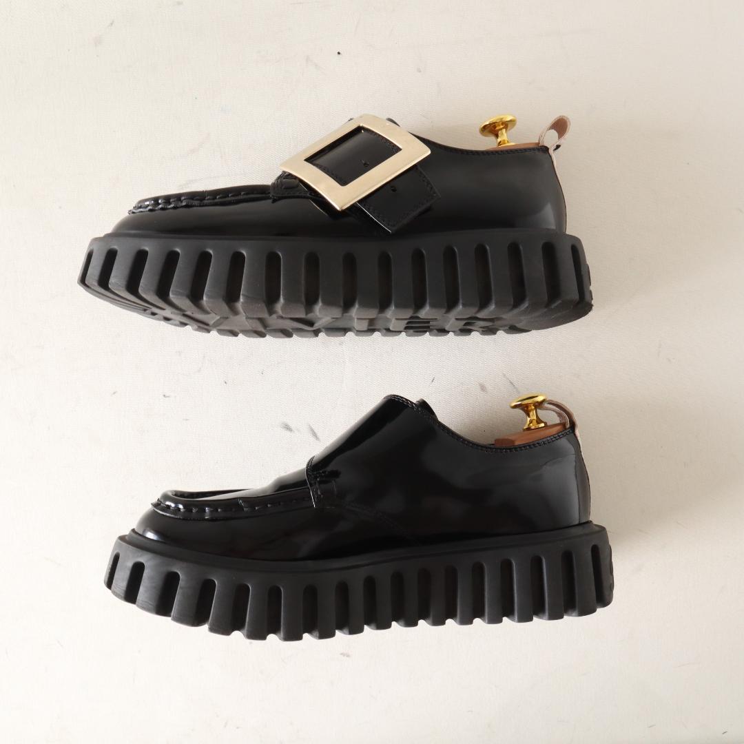 ロジェヴィヴィエ ヴィヴゴーシック厚底 黒エナメルローファー 37 24cm