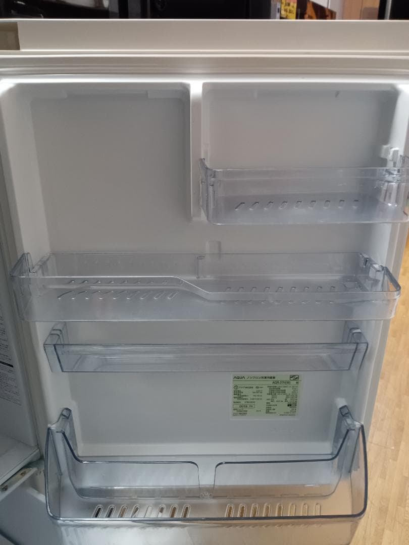 ひろ様三重県送料込【 美品AQUA 冷蔵庫 2019年式】 - メルカリ