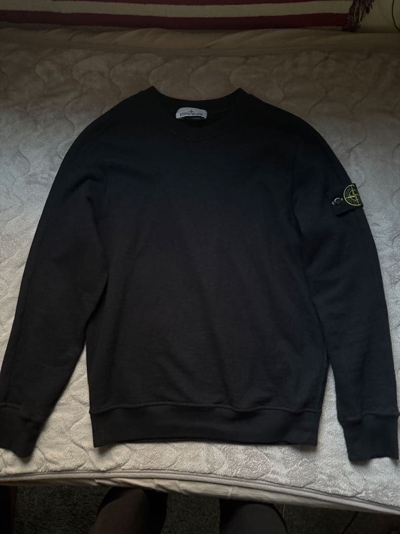 STONE  ブラック クルーネック トレーナー STONE ISLAND (ストーンアイランド) メンズ トレーナー 長袖 袖ロゴ