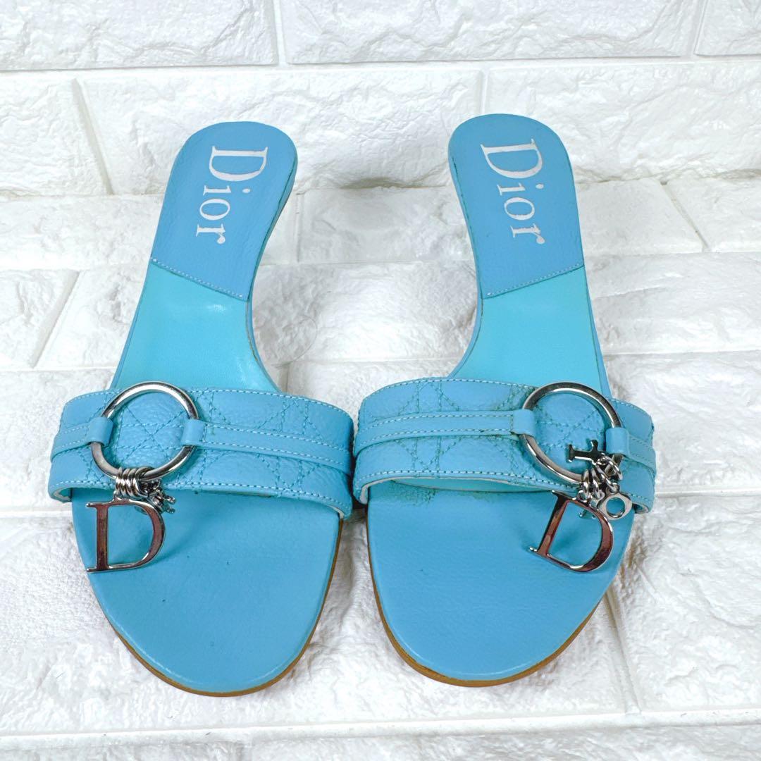 Christian Dior ブルー カンナージュ ロゴ チャーム ミュールの通販は