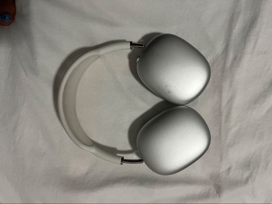 【タカ】 AirPods Max Apple AirPods Max Noise Canceling Headphones - MWW73AM/A