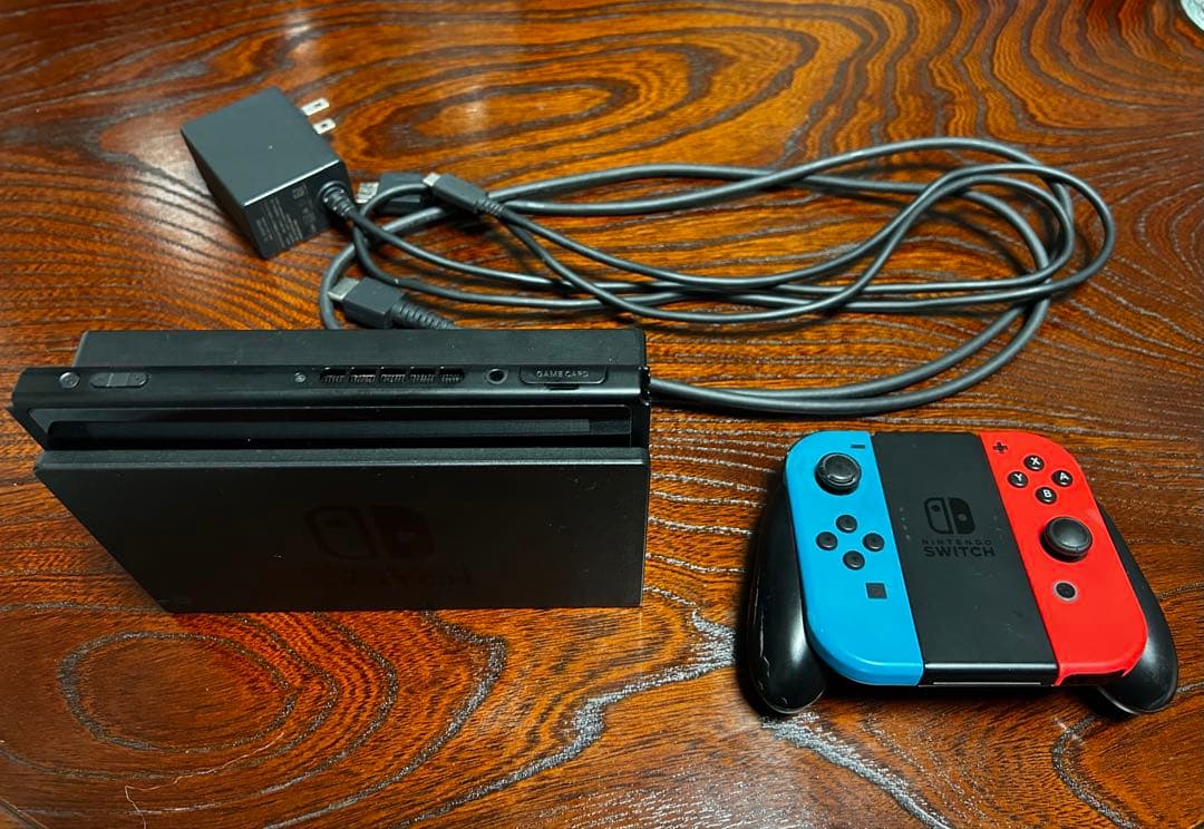 Nintendo Switch 本体 ネオンブルー/レッド Nintendo Switch 本体【Joy-Con(L) ネオンブルー/(R) ネオンレッド