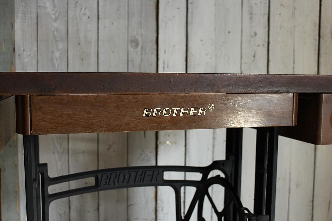 古い鉄脚と古材のテーブル ワークデスク 机 作業台 古家具 古道具