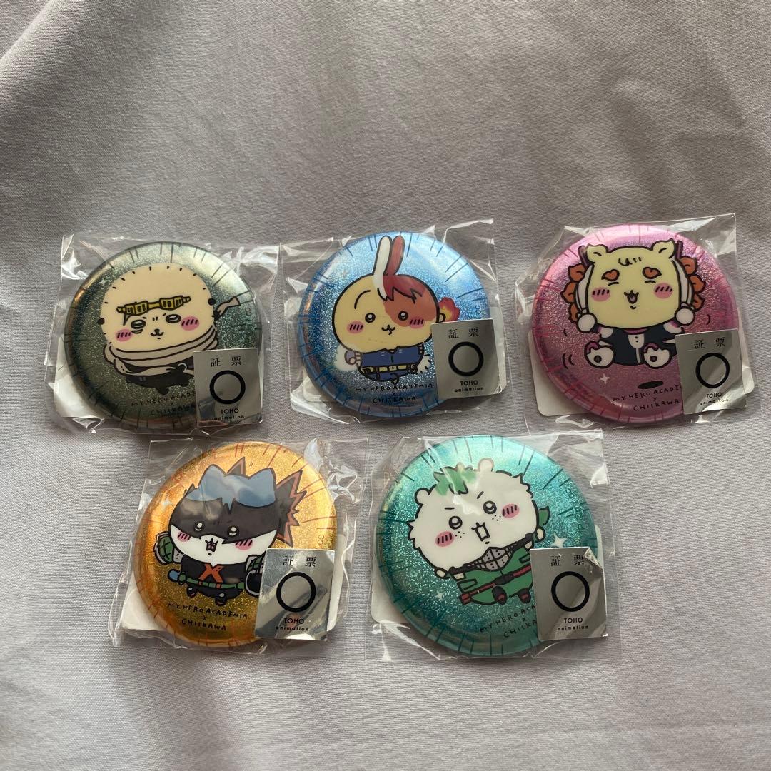 ちいかわ ヒロアカコラボ缶バッチ - メルカリ