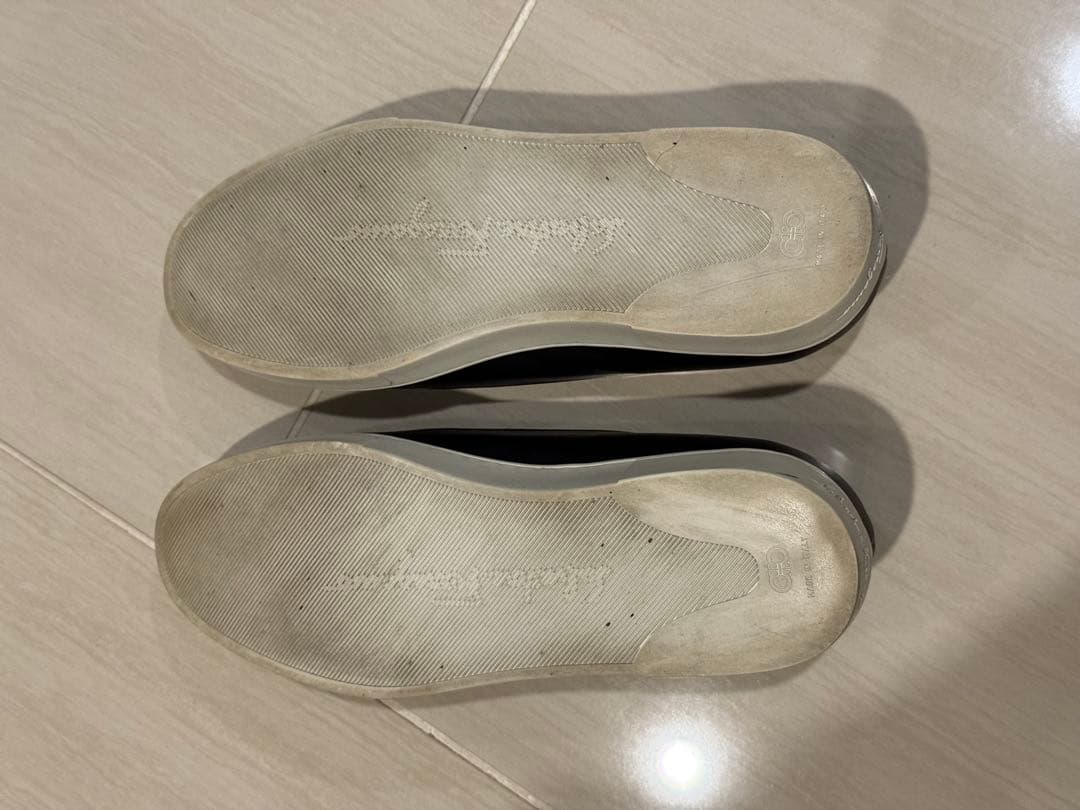 フェラガモ RUFINA ヴァラリボン 黒 6 D 23.5cm