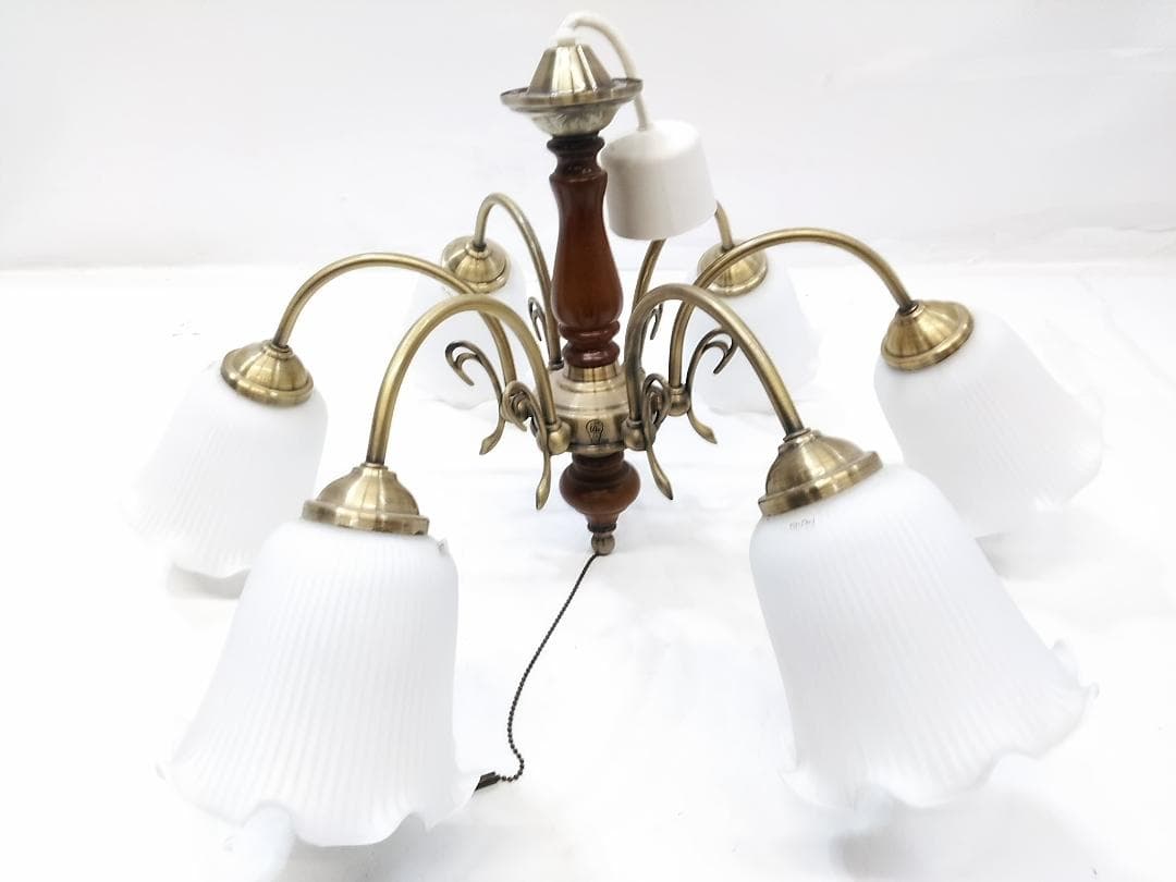 コイズミ BAE5601 アンティーク調 シャンデリア 照明器具 6灯★ ヨドバシ.com - コイズミ KOIZUMI シャンデリア(8-10畳) BAE-5601 通販