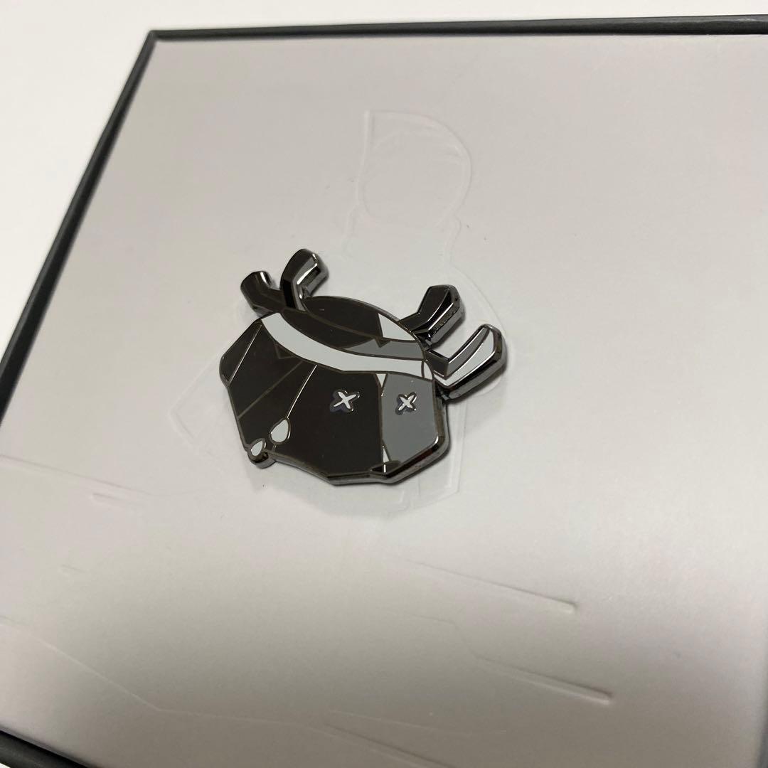 sky星を紡ぐ子どもたち 【ひっくり返り闇の蟹】 ピンバッジ 連携済