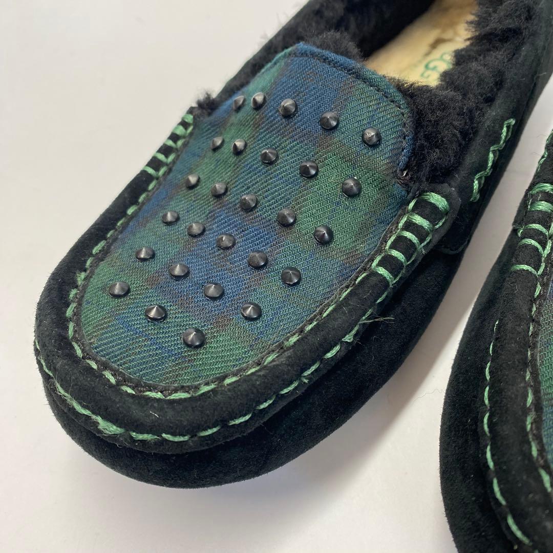 UGG 24.0cm スエード モカシン ブラック グリーン　ボア　スタッズ