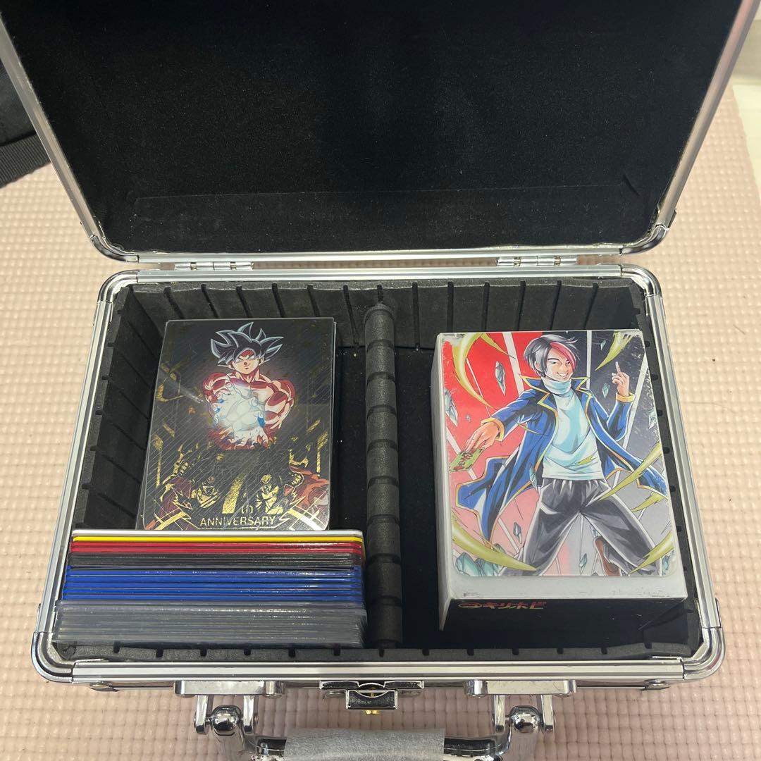 キリホビ キリク アタッシュケース - メルカリ