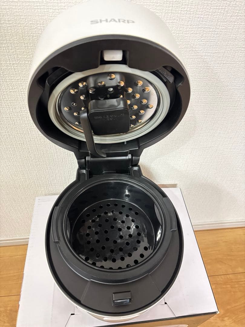 美品 SHARP KN-HW10G-W 電気圧力鍋 HEALSIO 1.0ℓ