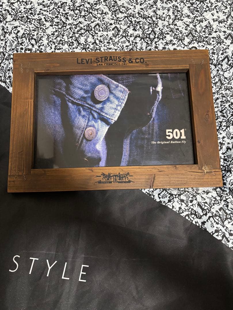 levI's リーバイス　501ジーンズ販促用看板　レア品　正規品 LEVIS VINTAGE CLOTHING リーバイス 501ZXX ヴィンテージ 1954年モデル