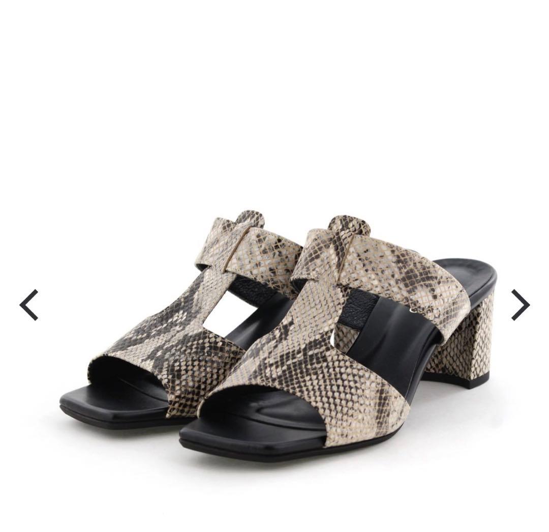 卑弥呼サイドカットミュール　パイソン