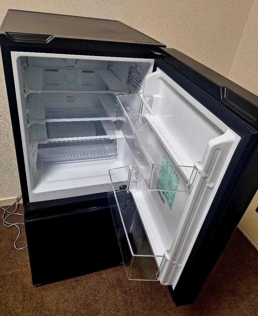 新品未使用】2025年冷蔵庫135L HR-D140KB【黒】 - メルカリ