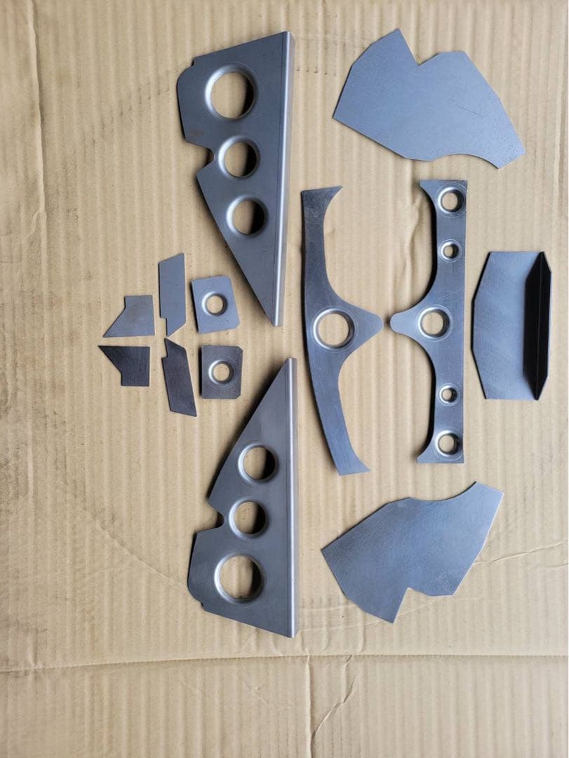 jzx100 メンバー補強プレート90等にも？jzx バーリング13点セット！ Yahoo!オークション -「jzx100 メンバー補強」の落札相場・落札価格