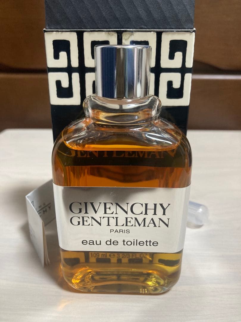 ジバンシイ　ジェントルマン　オーデトワレ 109ml 使用品/ほぼ満量 ジバンシイ ジェントルマン オーデトワレ 109ml 使用品/ほぼ満量