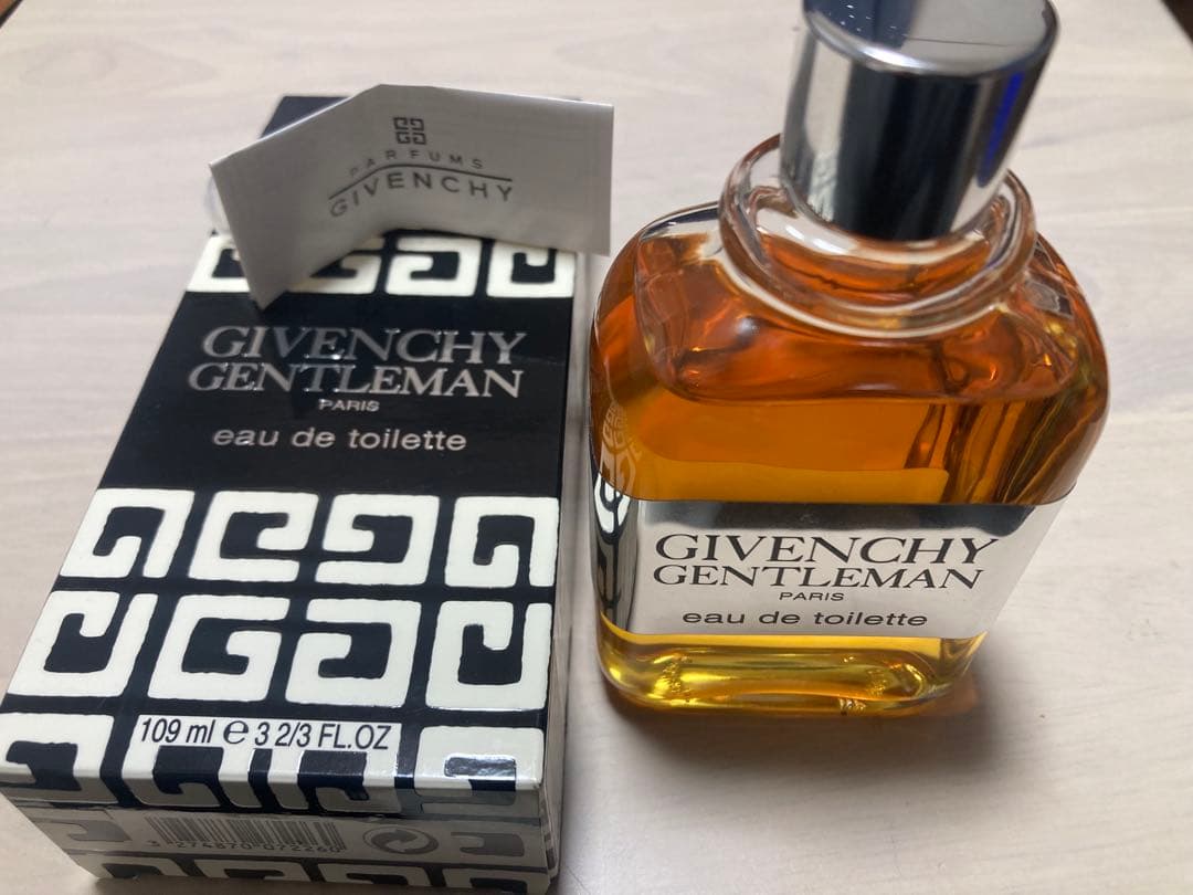 ジバンシイ ジェントルマン オーデトワレ 109ml 使用品/ほぼ満量