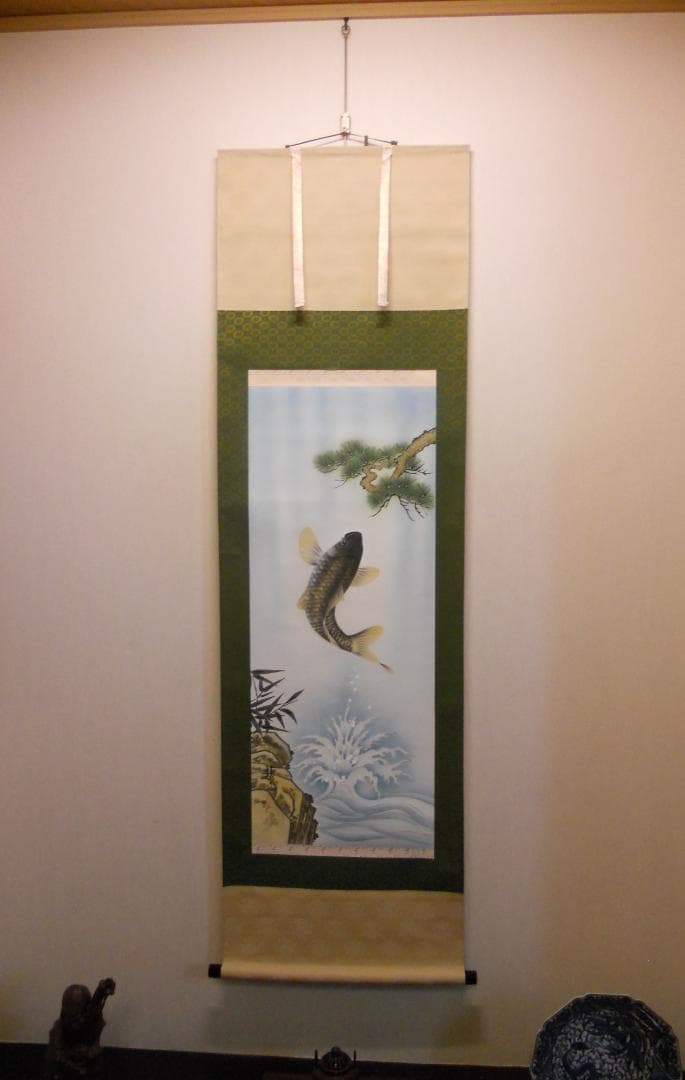 掛け軸 靖風 勝鯉之図 絹本 希少 軸装 茶道具 掛軸 美品 です